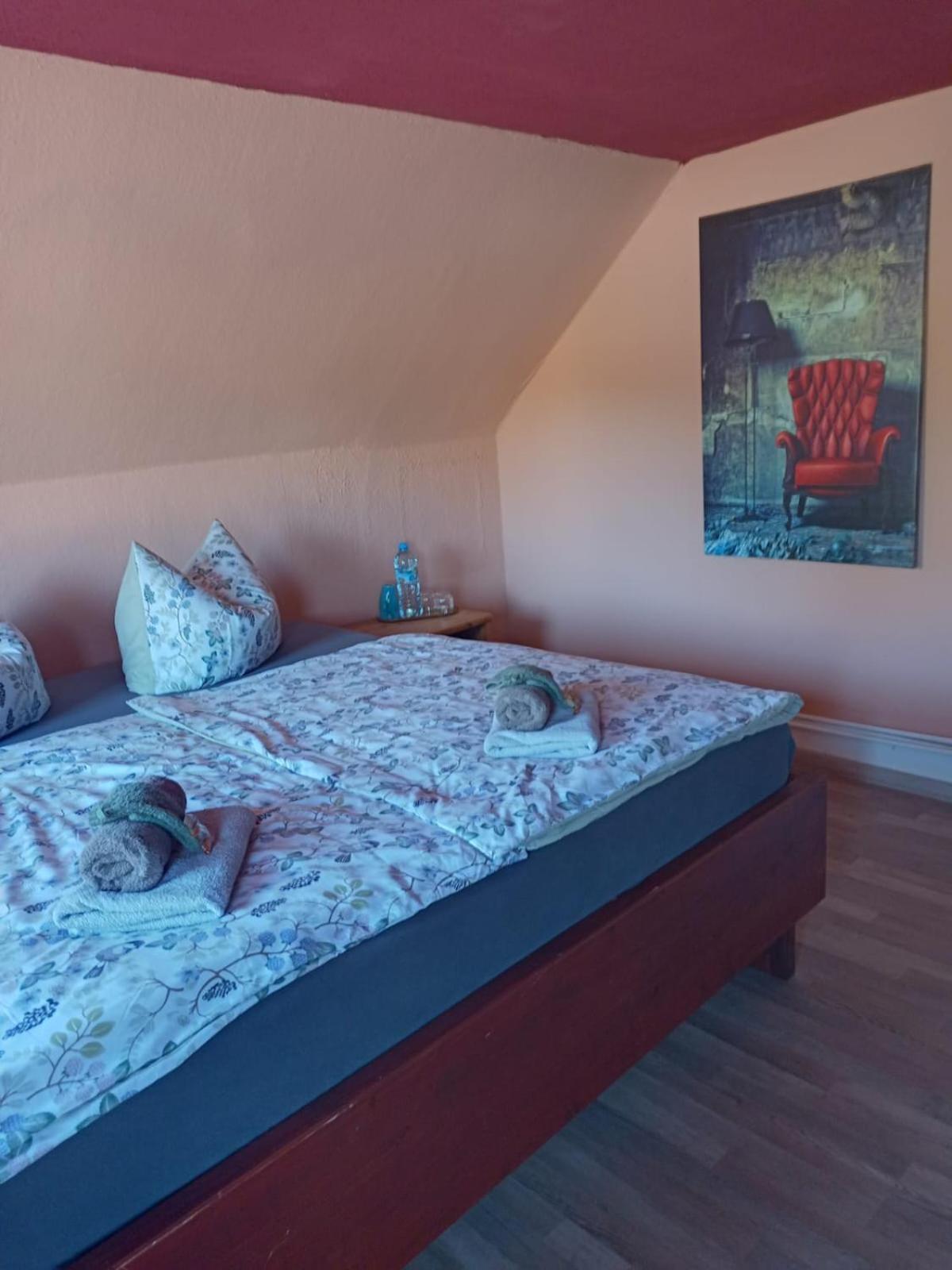 Zentrale Doppelbettzimmer Норденхам Екстериор снимка